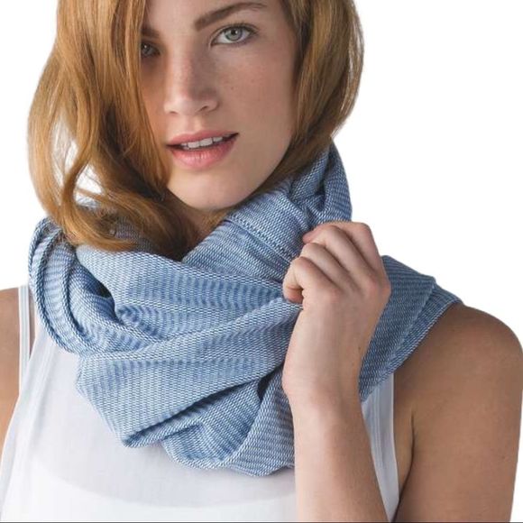 lululemon athletica Accessories - NWT Lululemon Vinyasa Scarf Rulu Check Pique Sapphire Blue Heathered Sea Mist